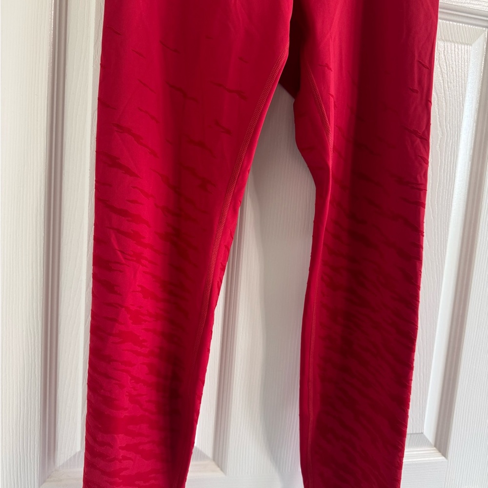 Lululemon Lunar New Year Wunder Under High-Rise Tight 25" - Picture 9 of 12